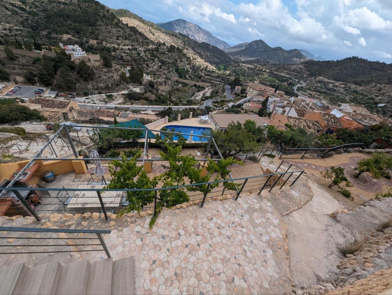 Alojamientos Turisticos Isa I Toni Sella Bagian luar foto