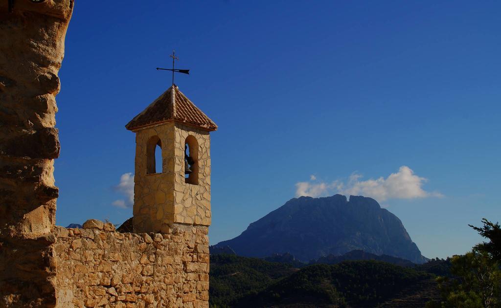 Alojamientos Turisticos Isa I Toni Sella Bagian luar foto