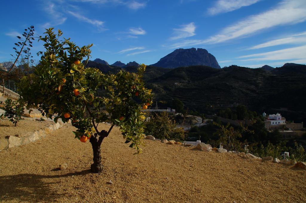 Alojamientos Turisticos Isa I Toni Sella Bagian luar foto